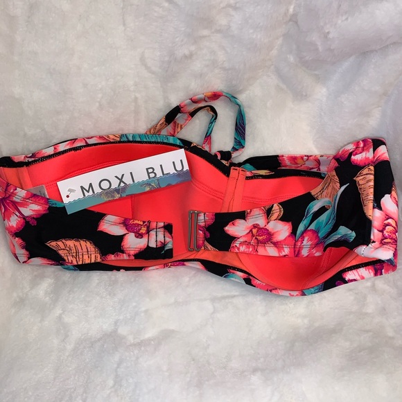 MALIBU  SWIM TOP NWT (G) - Picture 2 of 3